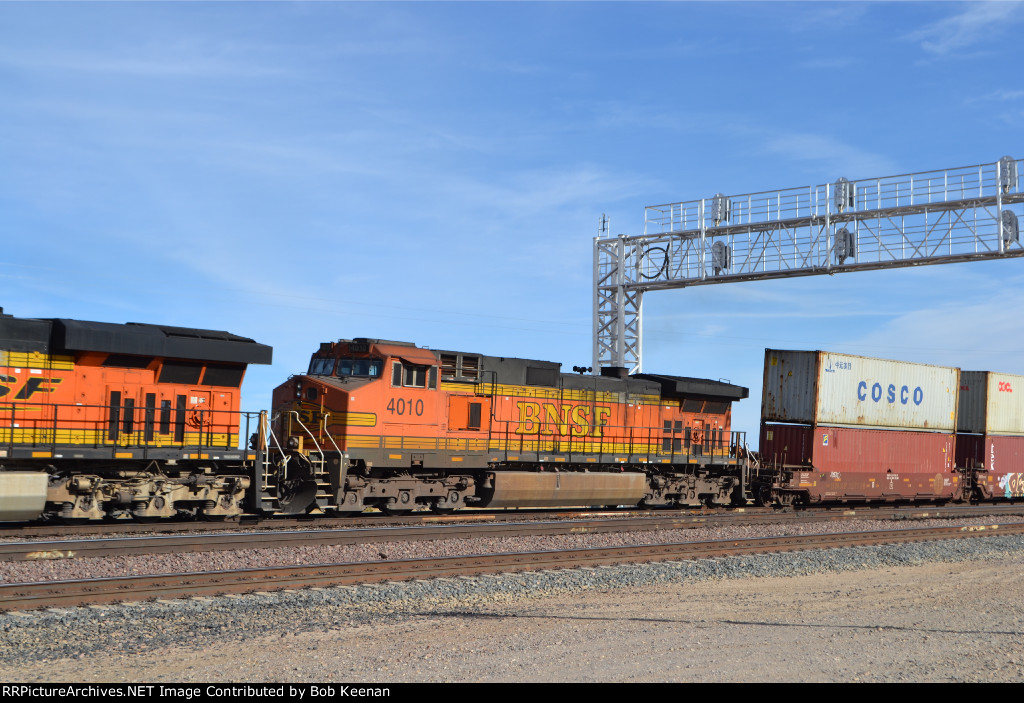 BNSF 4010